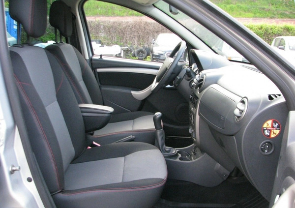 Dacia Duster cena 25900 przebieg: 142947, rok produkcji 2013 z Bytom Odrzański małe 631